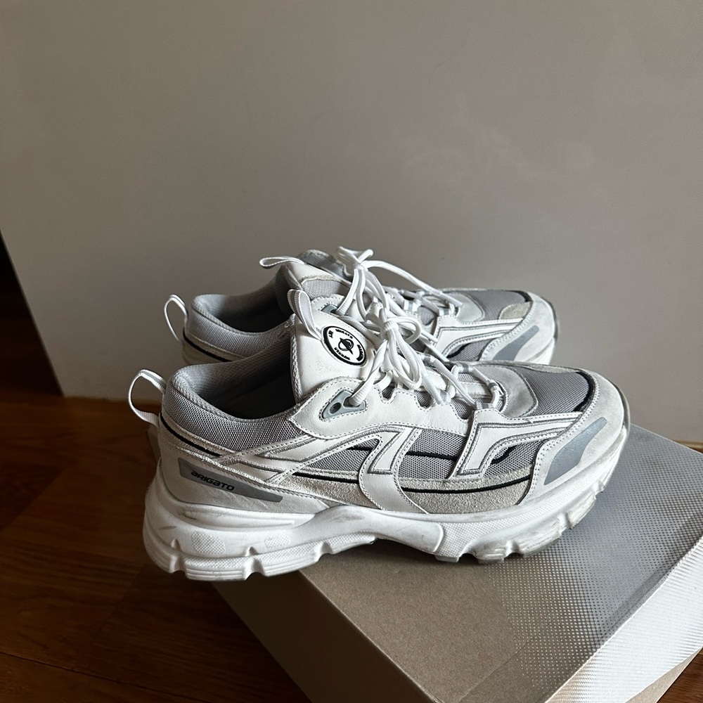 Axel Arigato White and Gray Athletic Shoes